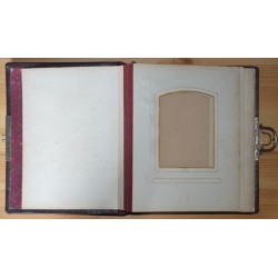 Album photo ancien à fermoir Fin XIXe siècle cuir bordeaux