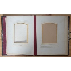 Album photo ancien à fermoir Fin XIXe siècle cuir bordeaux