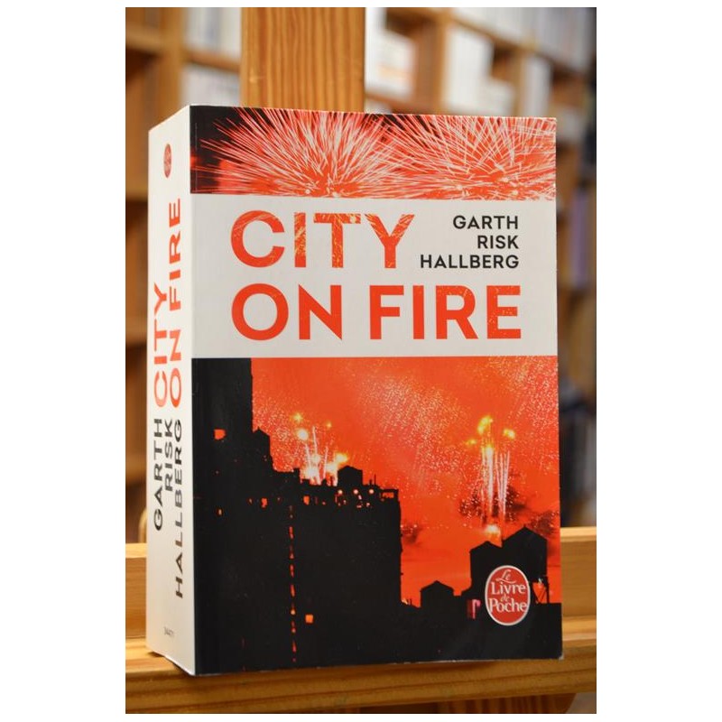 City on fire Risk Hallberg Roman Poche occasion