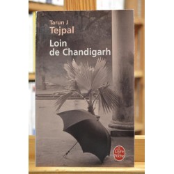 Loin de Chandigarh Tejpal Inde Roman Poche occasion